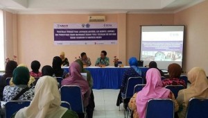 Sosialisasi Program expanding maternal and neonatal survival (Emas) di Hotel Dian Kamis (24/4).