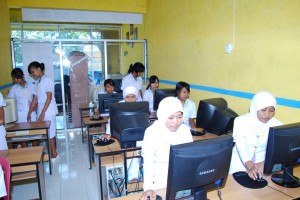 LPK LP3B College, Desa Sitanggal, Kec. Larangan , Kab. Brebes